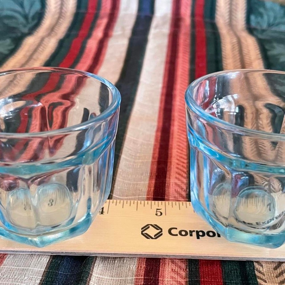 Vintage Blue glass cups with vertical ridges - Picture 4 of 8